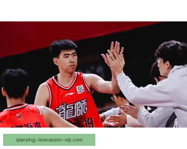 杜锋评价广州篮球培养体系 NCAA多队关注徐昕 NBA球队邀其试训